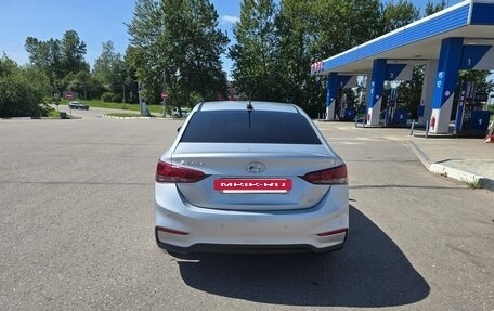 Hyundai Solaris II рестайлинг, 2017 год, 1 200 000 рублей, 8 фотография