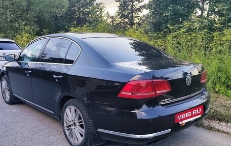 Volkswagen Passat B7, 2013 год, 1 100 000 рублей, 2 фотография