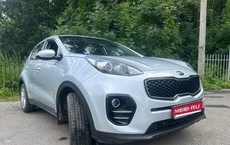 KIA Sportage IV рестайлинг, 2018 год, 1 850 000 рублей, 3 фотография