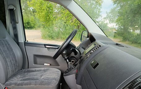 Volkswagen Transporter T5 рестайлинг, 2009 год, 1 200 000 рублей, 6 фотография