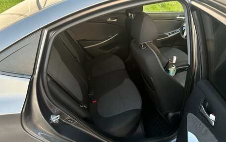 Hyundai Solaris II рестайлинг, 2013 год, 750 000 рублей, 7 фотография