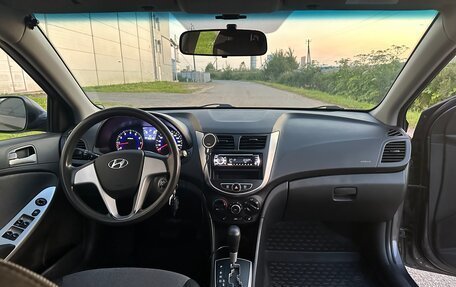 Hyundai Solaris II рестайлинг, 2013 год, 750 000 рублей, 8 фотография