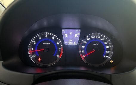 Hyundai Solaris II рестайлинг, 2013 год, 750 000 рублей, 11 фотография