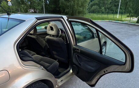 Volkswagen Bora, 2001 год, 360 000 рублей, 20 фотография