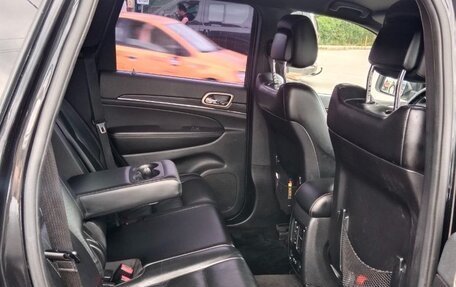 Jeep Grand Cherokee, 2013 год, 2 600 000 рублей, 13 фотография
