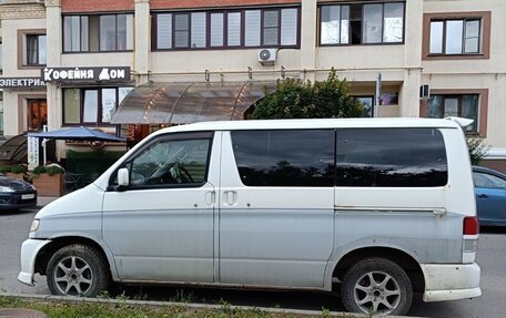 Mazda Bongo Friendee i рестайлинг, 2000 год, 360 000 рублей, 4 фотография