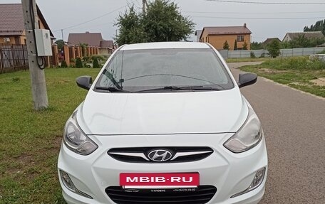 Hyundai Solaris II рестайлинг, 2011 год, 710 000 рублей, 7 фотография