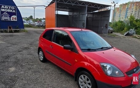 Ford Fiesta, 2006 год, 550 000 рублей, 3 фотография