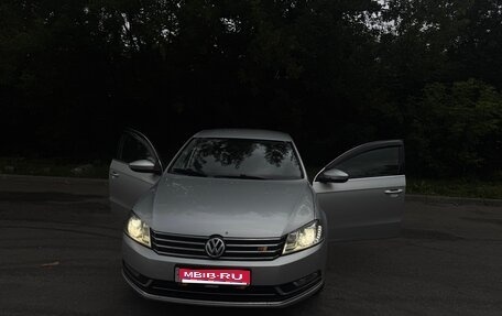 Volkswagen Passat B7, 2012 год, 1 600 000 рублей, 1 фотография