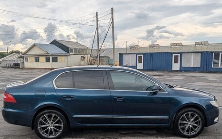 Skoda Superb III рестайлинг, 2012 год, 1 047 000 рублей, 4 фотография