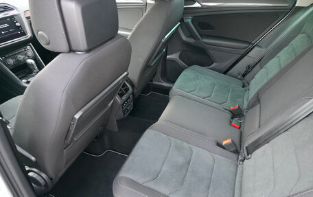 Volkswagen Tiguan II, 2019 год, 3 050 000 рублей, 15 фотография