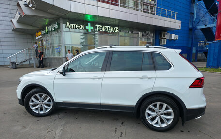 Volkswagen Tiguan II, 2019 год, 3 050 000 рублей, 5 фотография