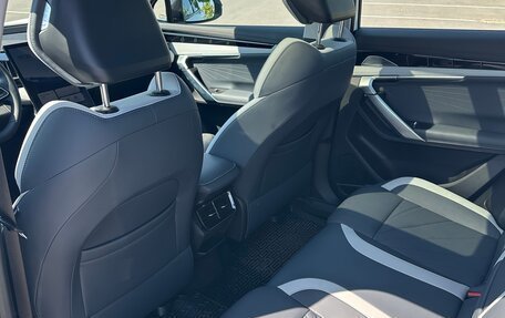 Geely Atlas, 2024 год, 3 099 900 рублей, 13 фотография