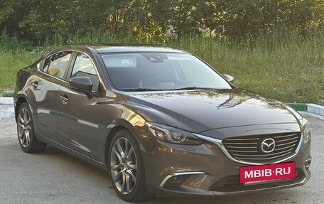 Mazda 6, 2017 год, 2 400 000 рублей, 3 фотография