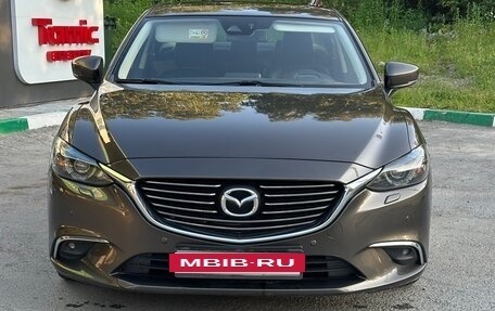 Mazda 6, 2017 год, 2 400 000 рублей, 2 фотография