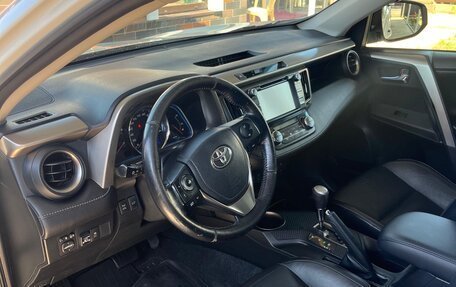 Toyota RAV4, 2014 год, 1 870 000 рублей, 5 фотография