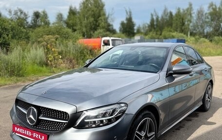 Mercedes-Benz C-Класс, 2018 год, 2 550 000 рублей, 32 фотография