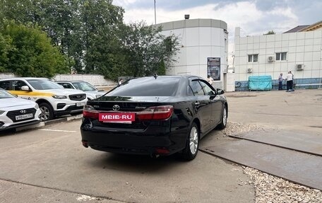 Toyota Camry, 2015 год, 1 950 000 рублей, 4 фотография
