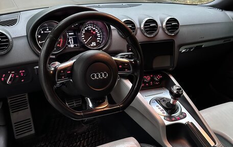 Audi TTS, 2008 год, 1 880 000 рублей, 6 фотография