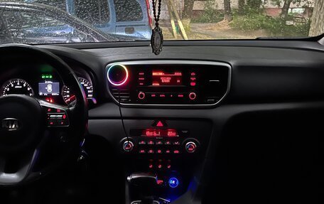 KIA Sportage IV рестайлинг, 2018 год, 2 200 000 рублей, 11 фотография