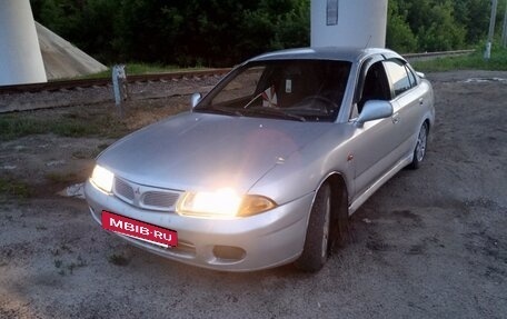 Mitsubishi Carisma I, 1997 год, 150 000 рублей, 4 фотография