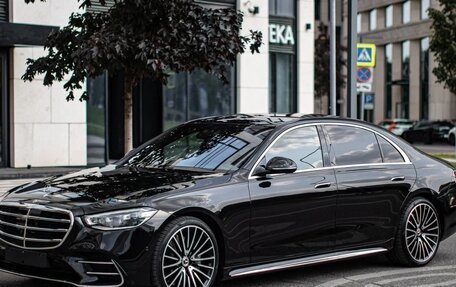 Mercedes-Benz S-Класс, 2024 год, 23 800 000 рублей, 4 фотография