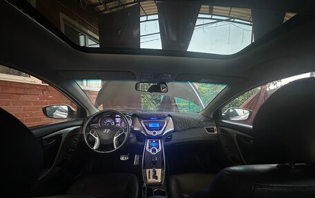 Hyundai Elantra V, 2012 год, 665 000 рублей, 4 фотография