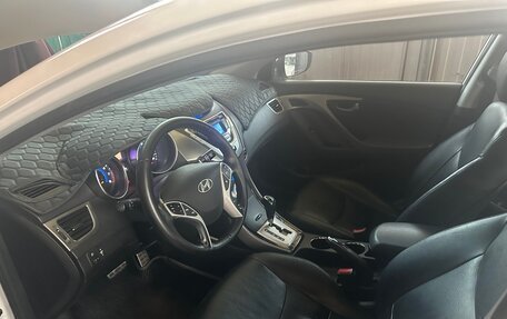 Hyundai Elantra V, 2012 год, 665 000 рублей, 8 фотография