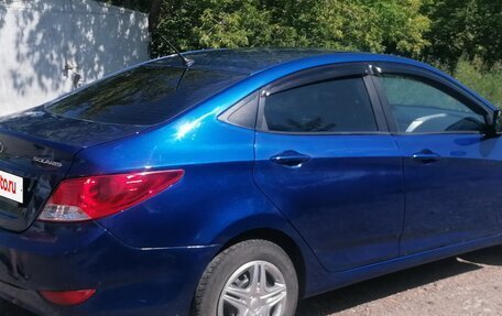 Hyundai Solaris II рестайлинг, 2011 год, 740 000 рублей, 6 фотография