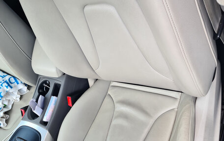 Audi A4, 2011 год, 1 600 000 рублей, 10 фотография