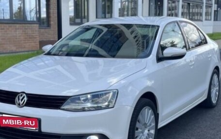 Volkswagen Jetta VI, 2014 год, 1 070 000 рублей, 5 фотография