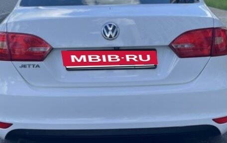 Volkswagen Jetta VI, 2014 год, 1 070 000 рублей, 4 фотография