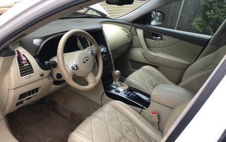 Infiniti FX II, 2009 год, 1 750 000 рублей, 2 фотография