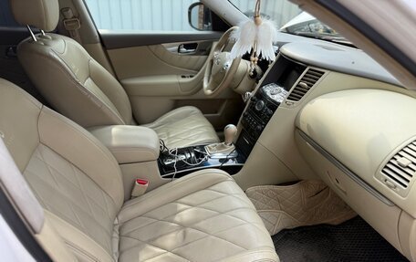 Infiniti FX II, 2009 год, 1 750 000 рублей, 14 фотография