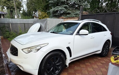 Infiniti FX II, 2009 год, 1 750 000 рублей, 13 фотография
