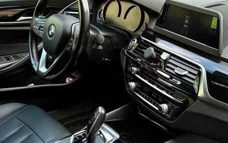 BMW 5 серия, 2019 год, 2 400 000 рублей, 6 фотография