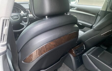 Audi A8, 2010 год, 1 590 000 рублей, 16 фотография