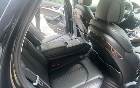 Audi A8, 2010 год, 1 590 000 рублей, 19 фотография