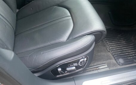 Audi A8, 2010 год, 1 590 000 рублей, 21 фотография