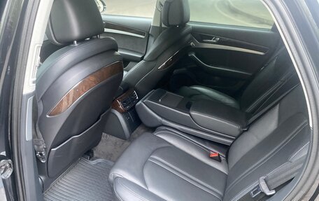 Audi A8, 2010 год, 1 590 000 рублей, 17 фотография