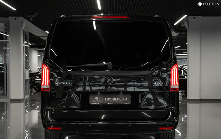 Mercedes-Benz V-Класс, 2016 год, 4 000 000 рублей, 6 фотография