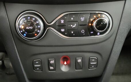 Renault Logan II, 2020 год, 980 000 рублей, 17 фотография