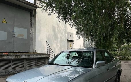 BMW 5 серия, 1991 год, 320 000 рублей, 4 фотография