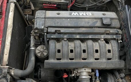 BMW 5 серия, 1991 год, 320 000 рублей, 17 фотография