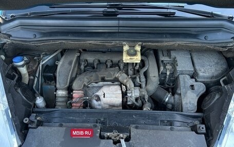Citroen C4 Picasso II рестайлинг, 2012 год, 750 000 рублей, 8 фотография