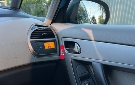 Citroen C4 Picasso II рестайлинг, 2012 год, 750 000 рублей, 21 фотография