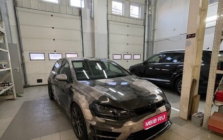 Volkswagen Golf R VII, 2014 год, 3 150 000 рублей, 1 фотография