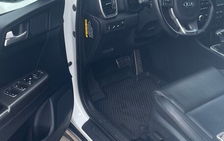 KIA Sportage IV рестайлинг, 2020 год, 2 550 000 рублей, 12 фотография