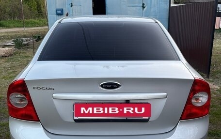 Ford Focus II рестайлинг, 2010 год, 700 000 рублей, 32 фотография