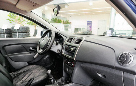 Renault Logan II, 2015 год, 437 000 рублей, 13 фотография